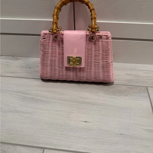 LILLY PULITZER
Leena Top Handle Bag - Pink Muse - NWOT - Picture 3 of 7